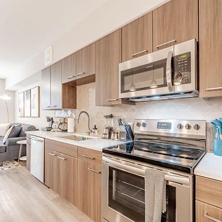 Upscale Modern Apts - Free Parking, Fast Wifi, Courtyard Apartment Austin Exterior photo