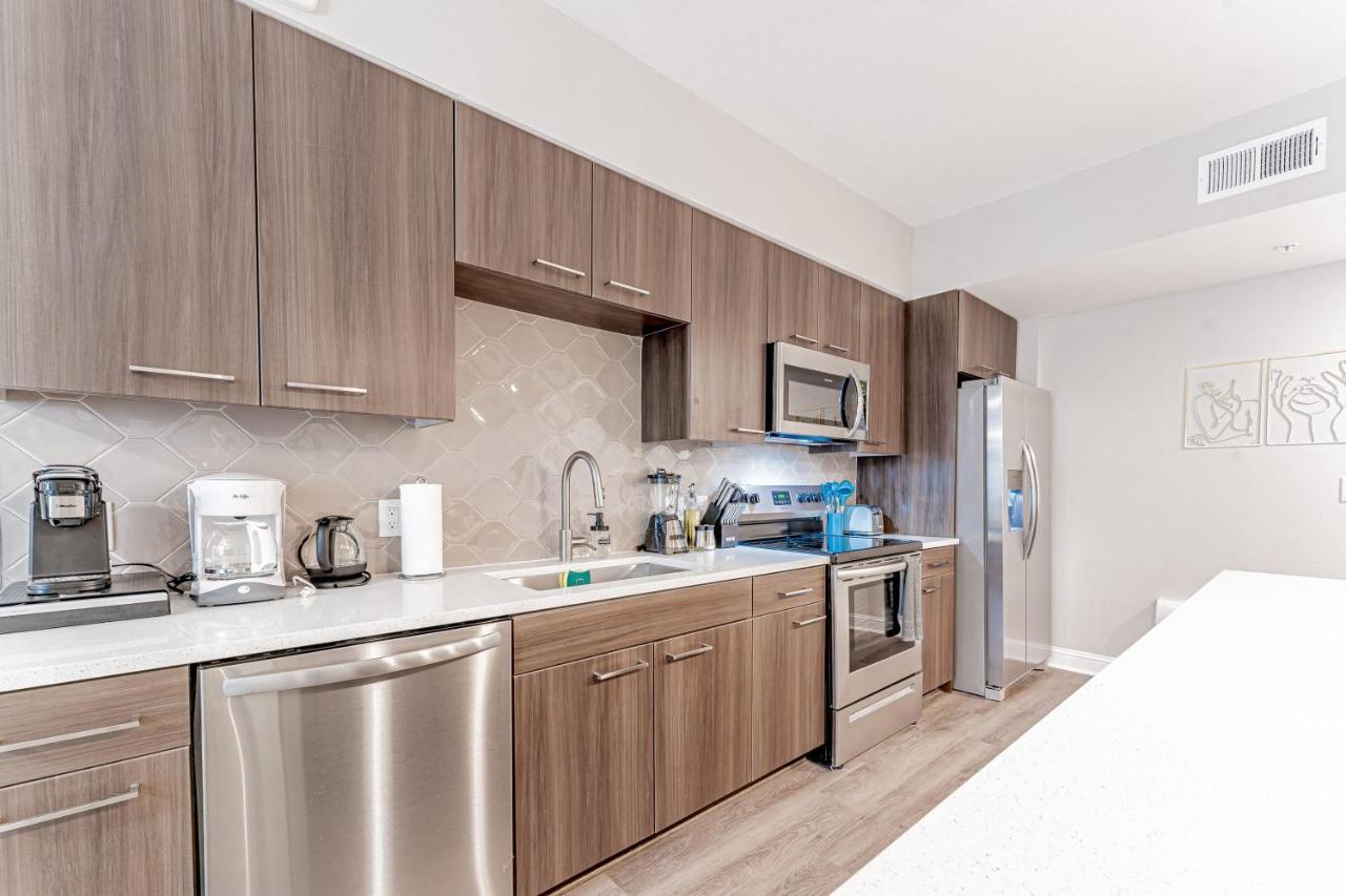 Upscale Modern Apts - Free Parking, Fast Wifi, Courtyard Apartment Austin Exterior photo